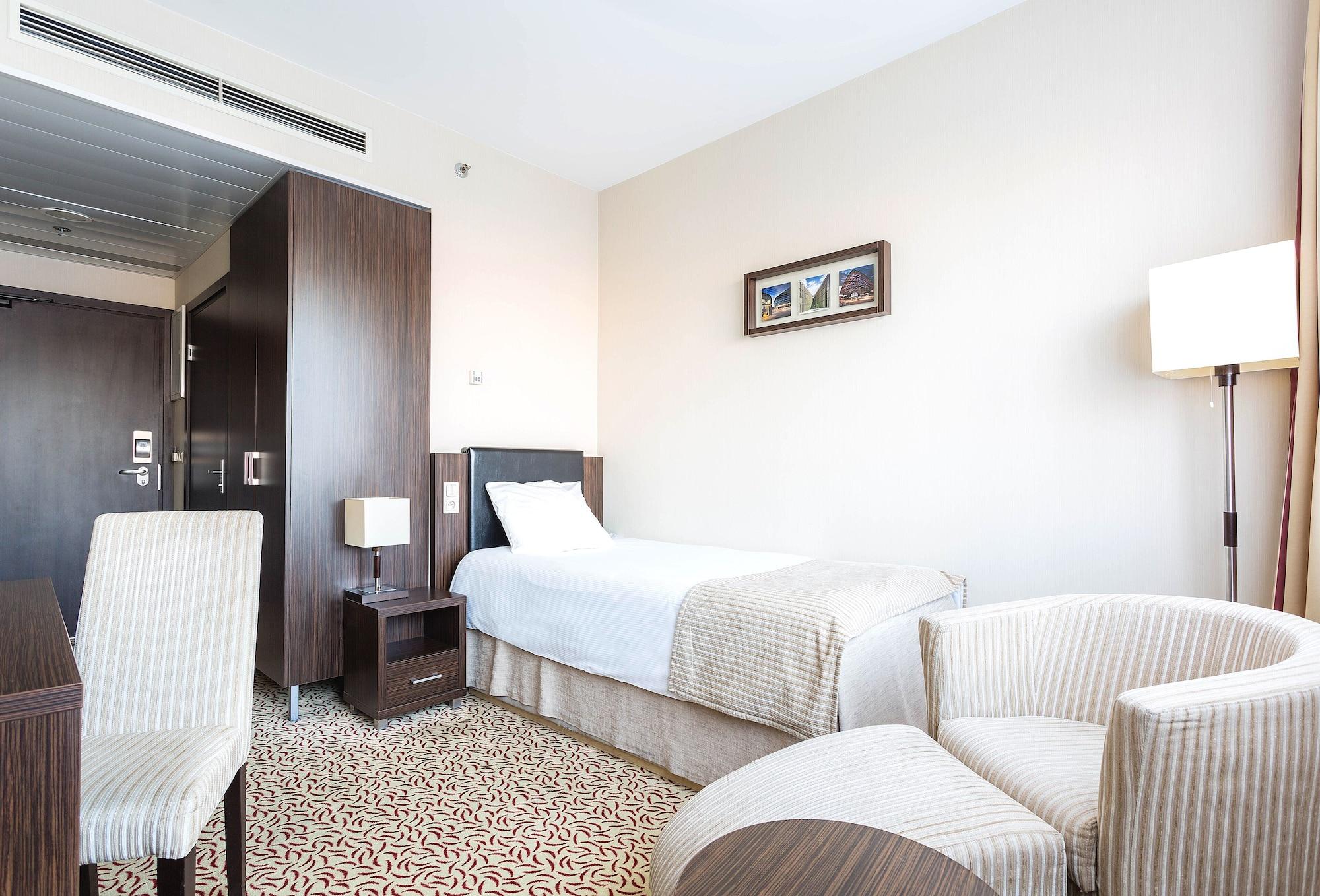 Qubus Hotel Lodz (Lodz)