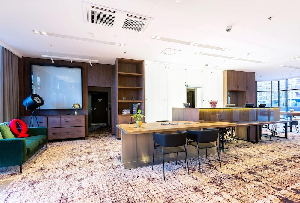 Hotel Qubus