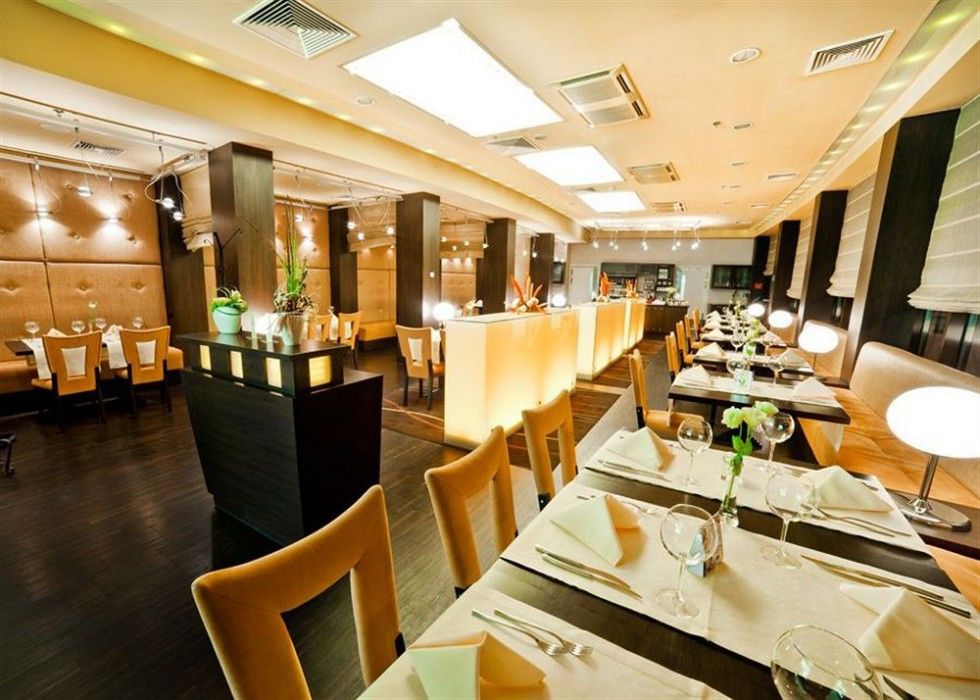 Qubus Hotel